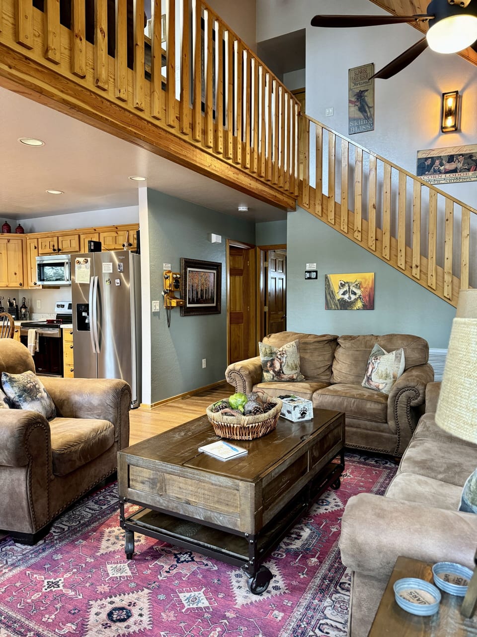 Open concept living room/kitchen