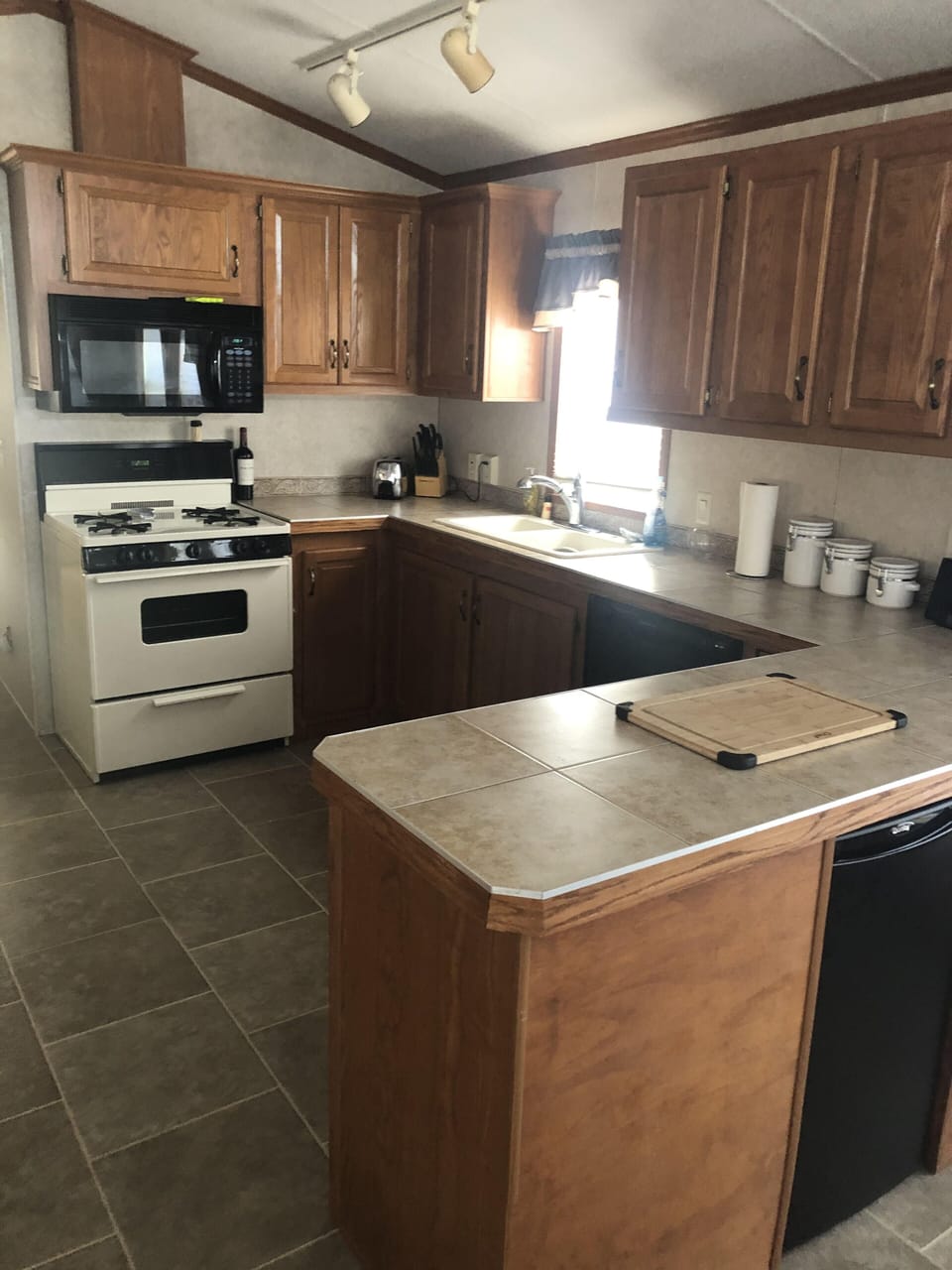 Fully stocked kitchen