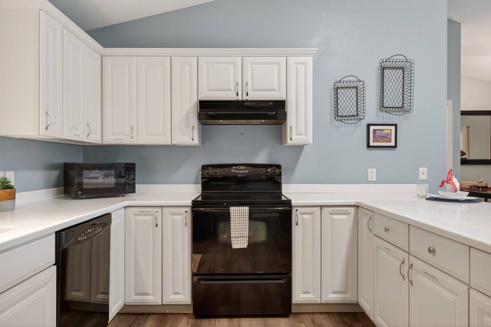 Kitchen Upper Level