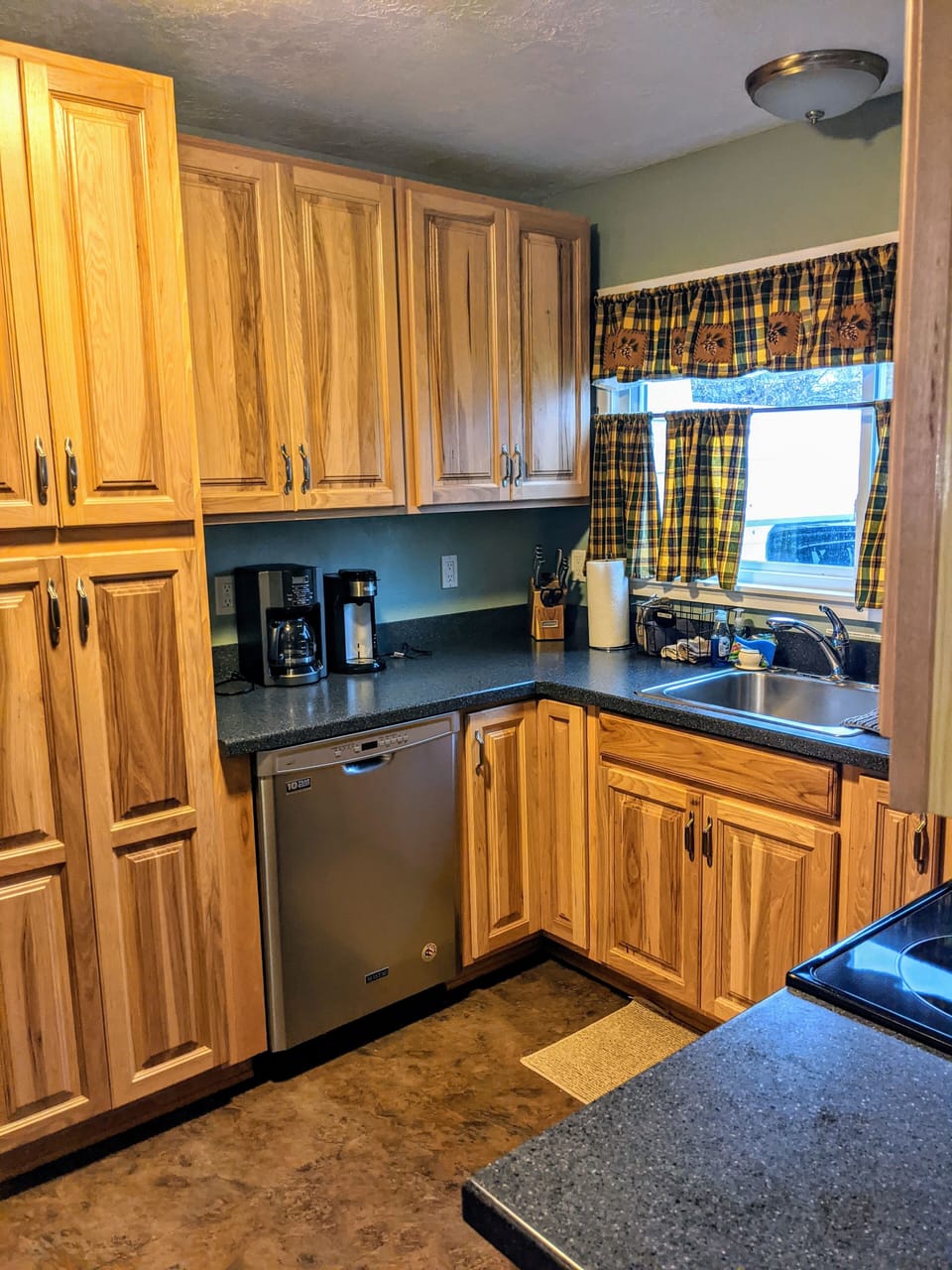 Enjoy coffee from a drip coffee maker, Keurig machine or a coffee press.