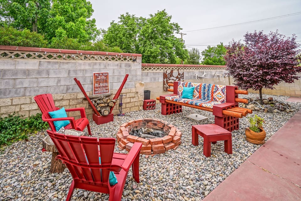 Shared firepit