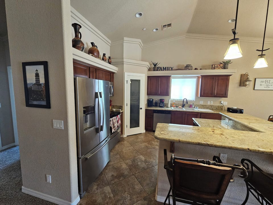 kitchen with walk-in pantry