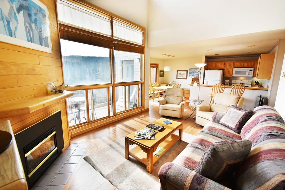 Living Area with Gas Fireplace - Living Area with Gas Fireplace