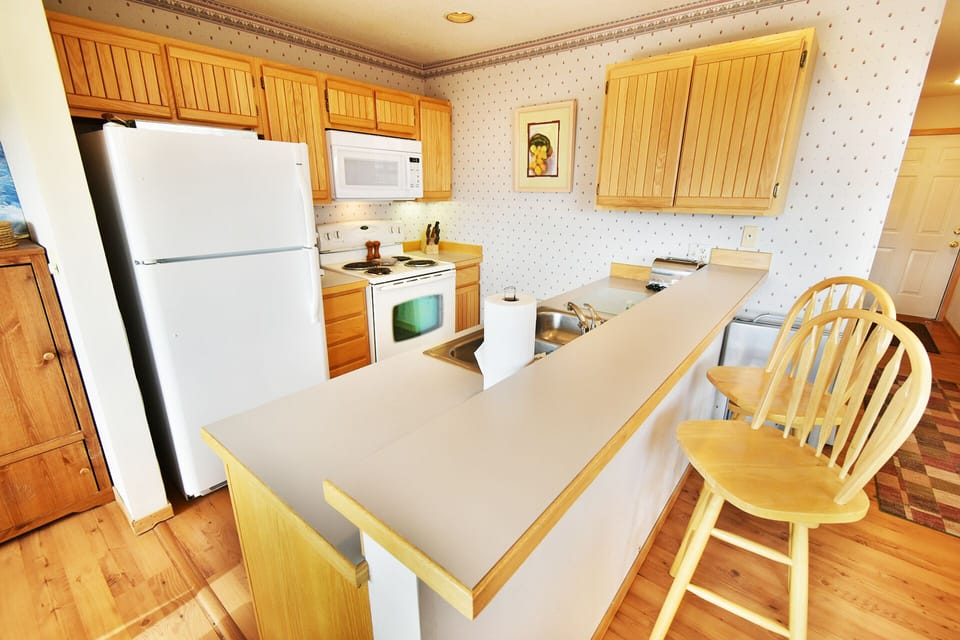 Fully Equipped Kitchen - Fully Equipped Kitchen