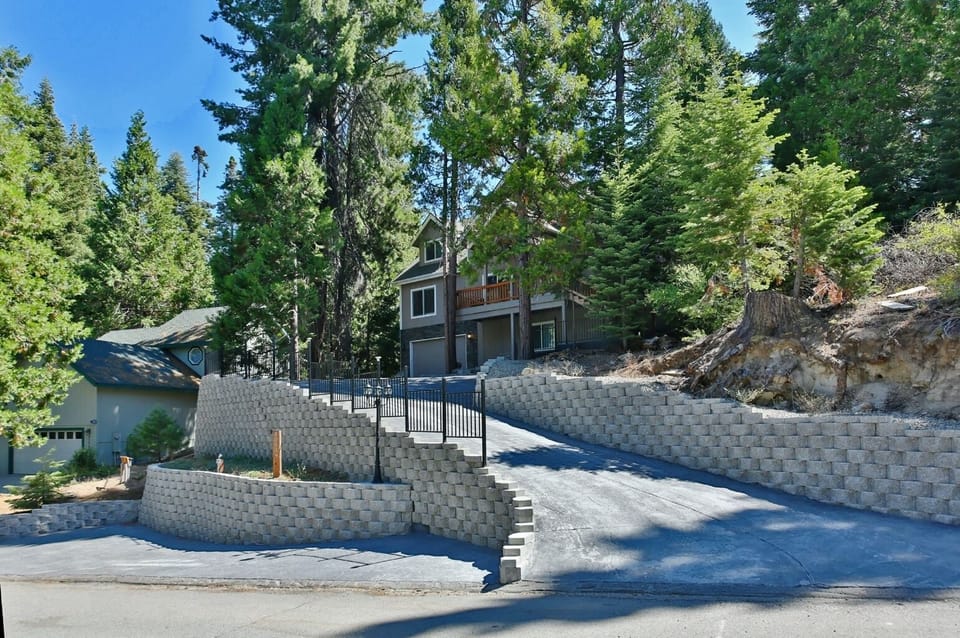 Comfortable Shaver Lake Getaway House in Shaver Lake