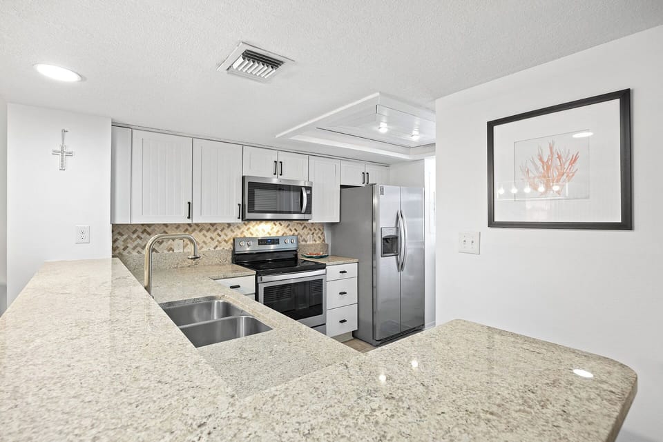 Edgewater 1500 Kitchen Alt