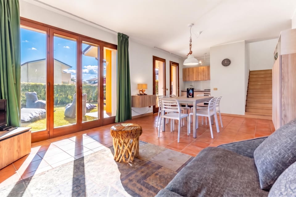Living and dining room