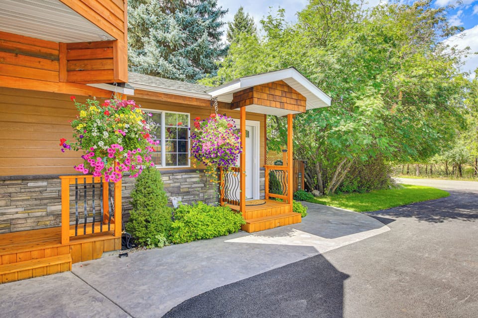 Libby Vacation Rental Studio | 1BA | 432 Sq Ft | Homeowner Lives On-Site