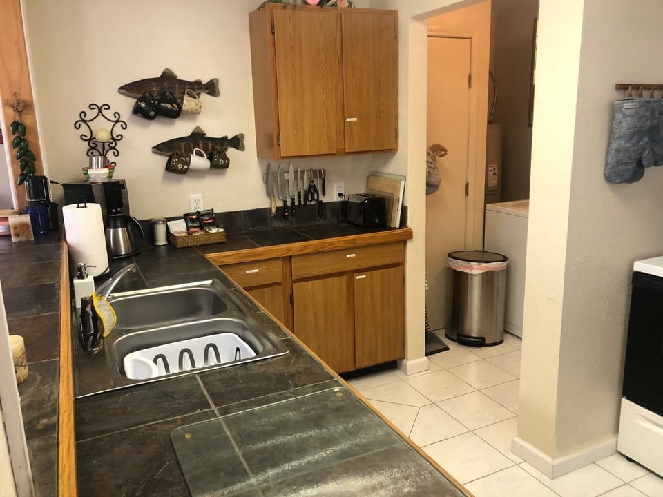 Kitchen Counter