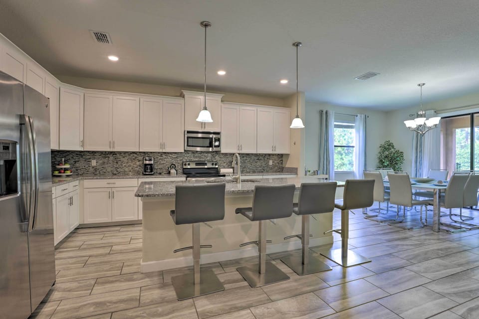 Kitchen | Fully Equipped
