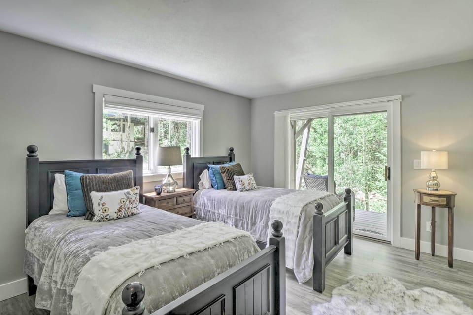 Bedroom 3 | 2 Twin Beds