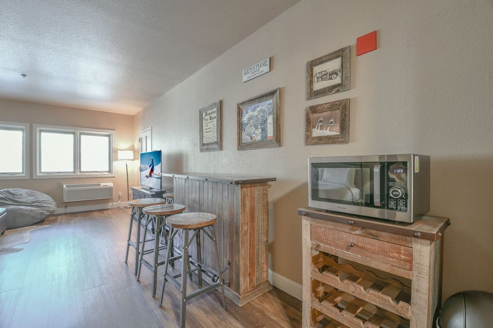Toaster oven and bar top table