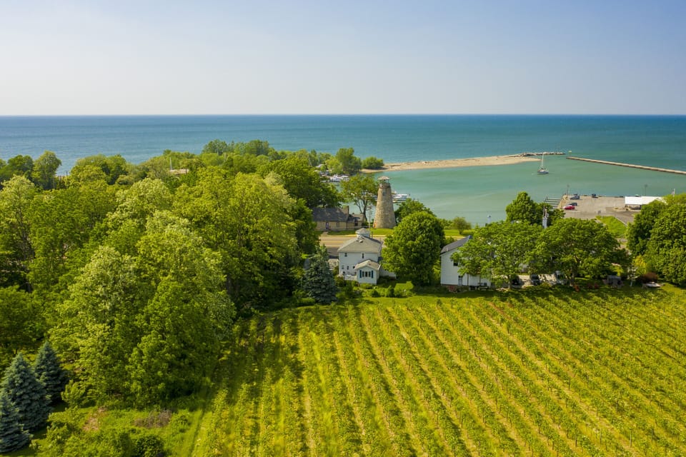 Private Home: Lightkeeper's Refuge steps to beach, marina and boat slip House in Lake Erie