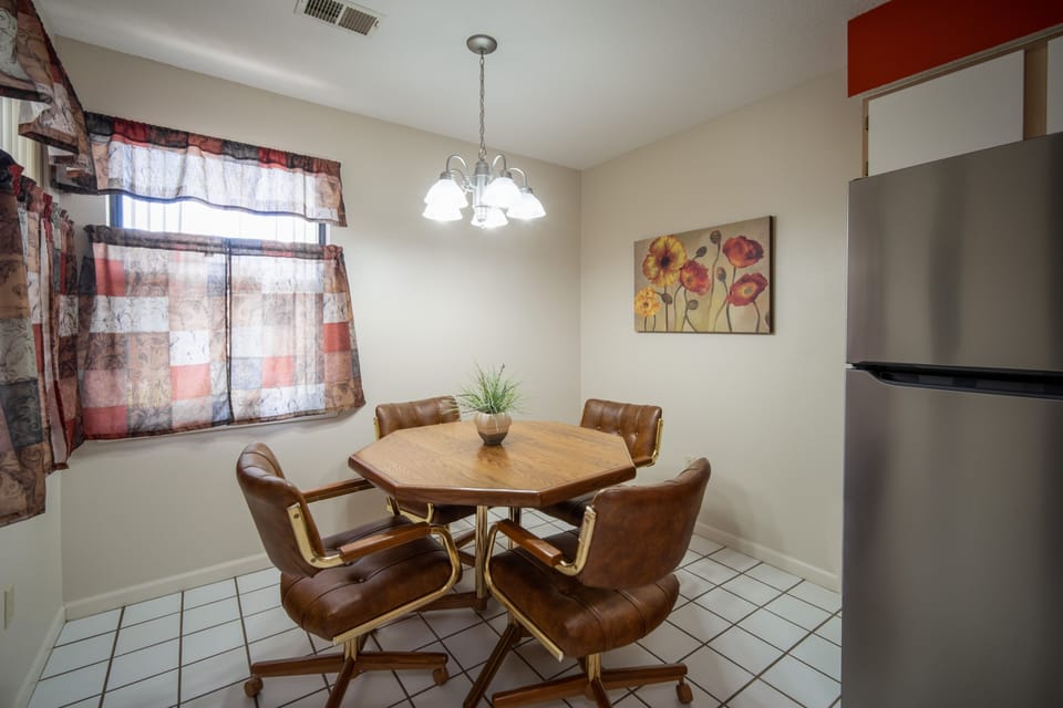 Breakfast Nook