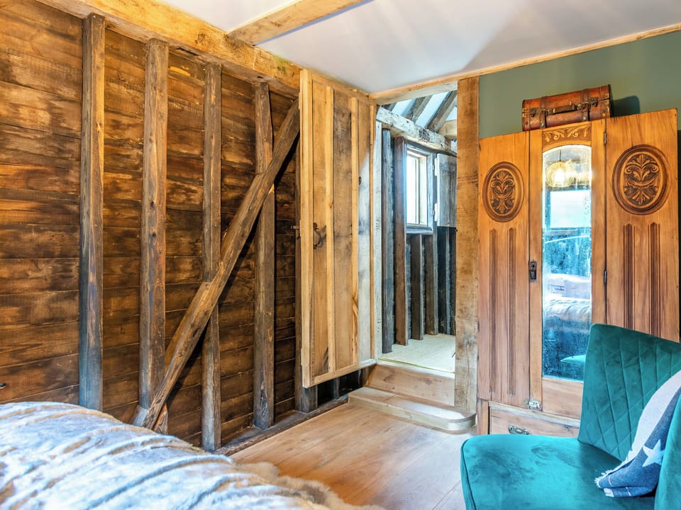 Double bedroom | The Old Shire Barn, Norton, near Faversham