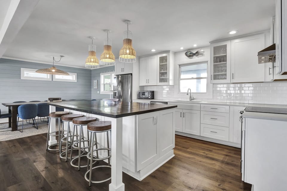 Spacious and Open Kitchen