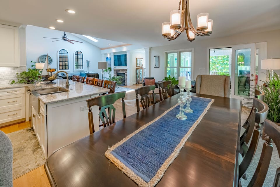 Open concept Living, dinning, kitchen areas