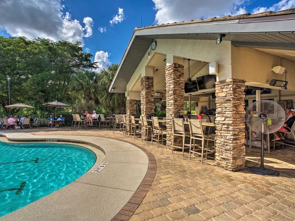 Tiki bar