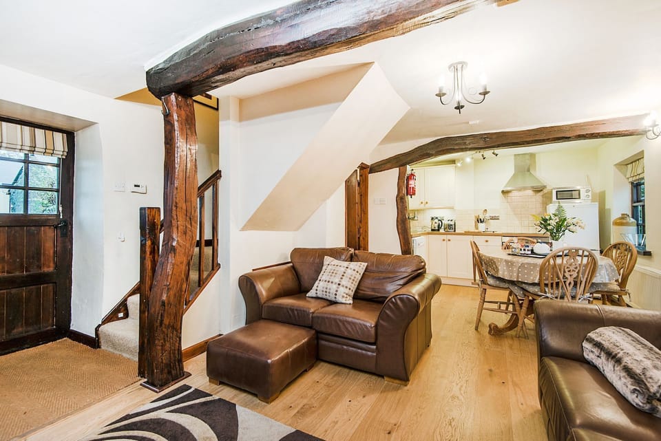 Snowdrop sitting room diner to kitchen