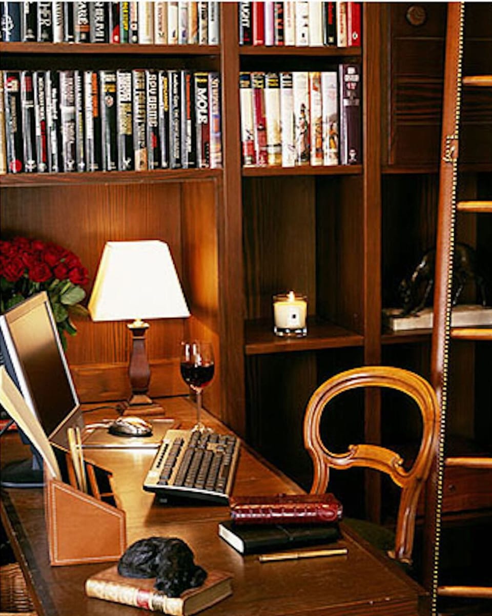 Second floor office area 