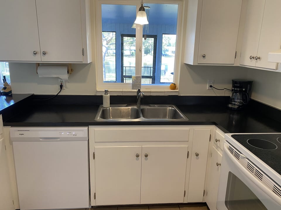 You can keep an eye on the canal while in the kitchen!