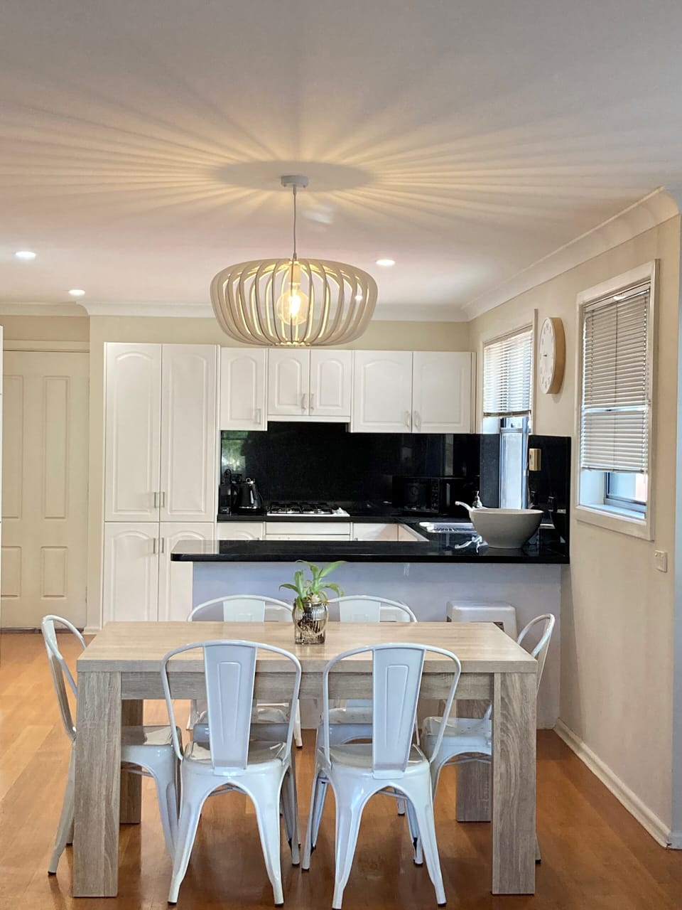 Kitchen / dining