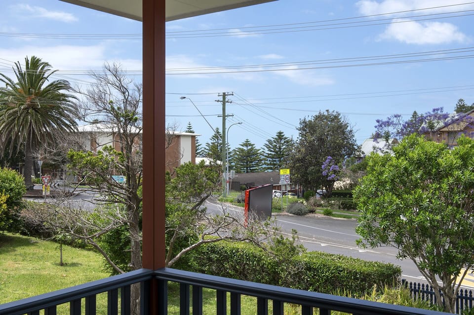 Balcony with water glimpses (off bedroom 1)