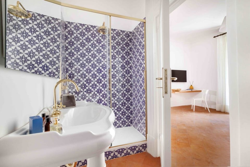 Deluxe Home in Sorrento Old Town with Balconies Apartment in Sorrento