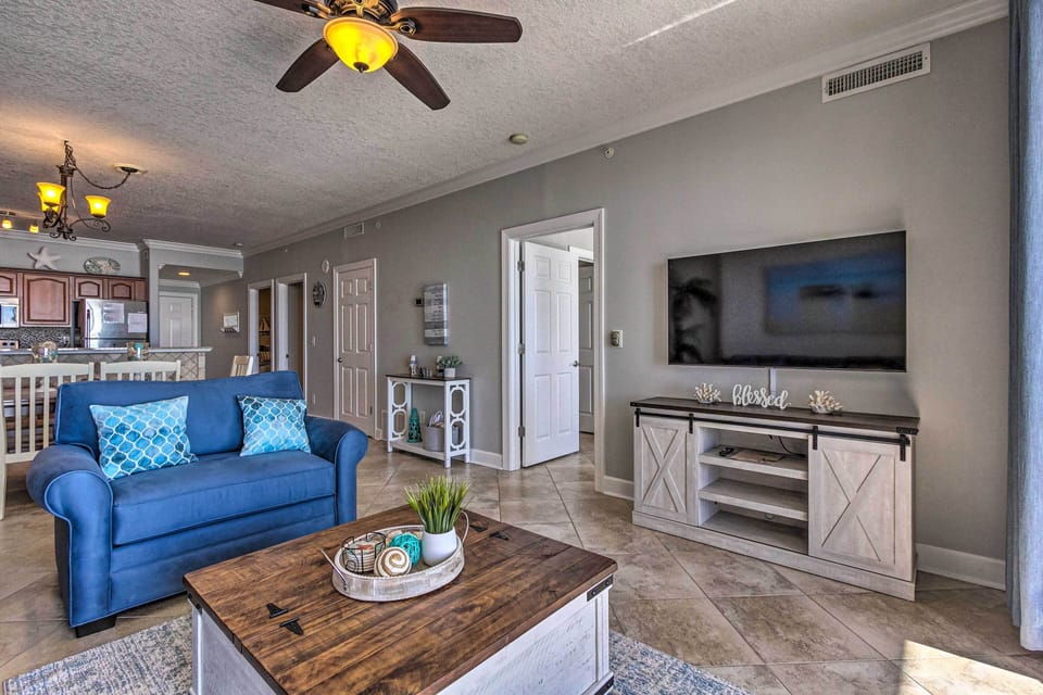 Living Room | Air Conditioning