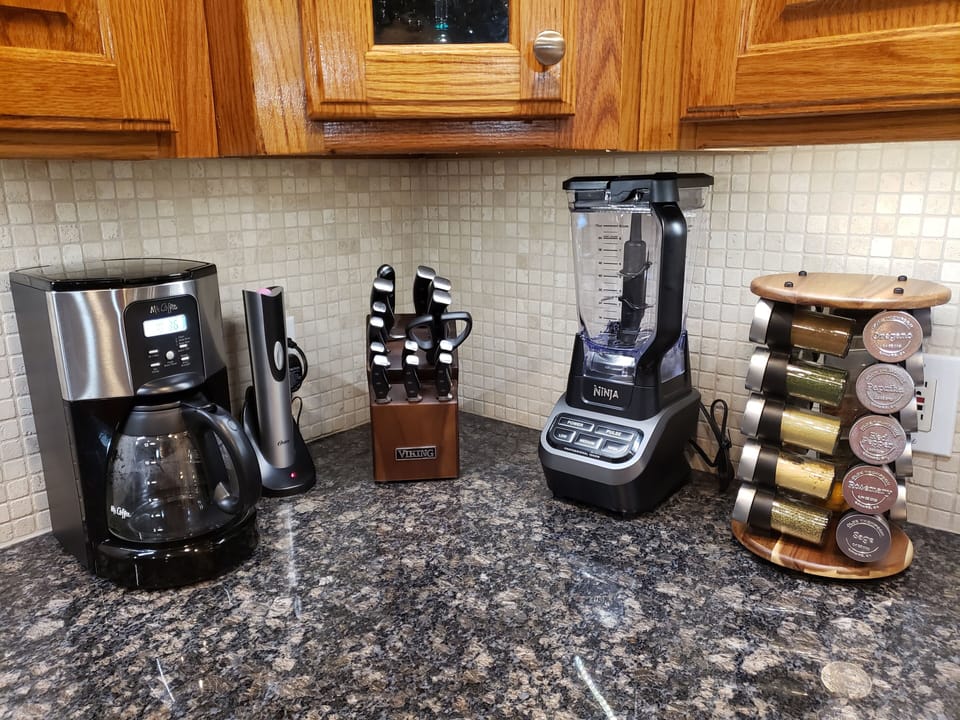 Small appliances, seasonings, keurig, electric skillet, waffle maker, air fryer