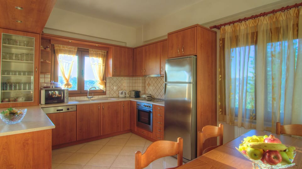 Another aspect of the kitchen
