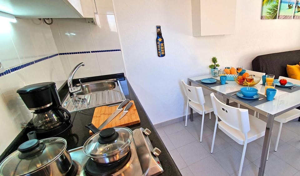 Kitchen area. Kitchen