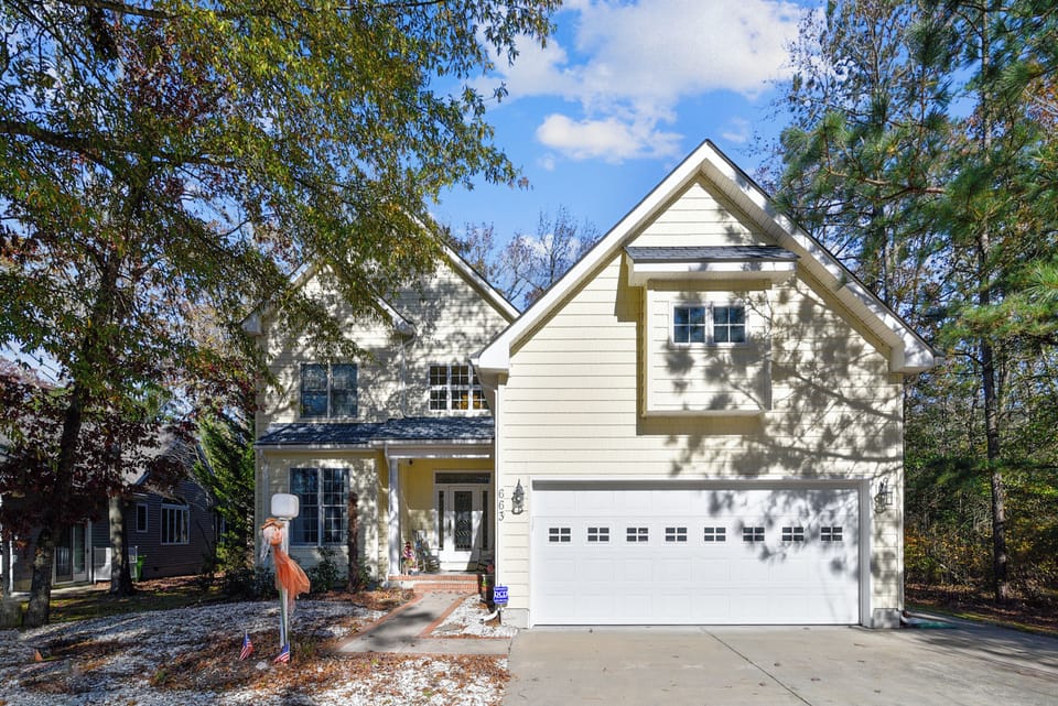 Exterior,Front Elevation,