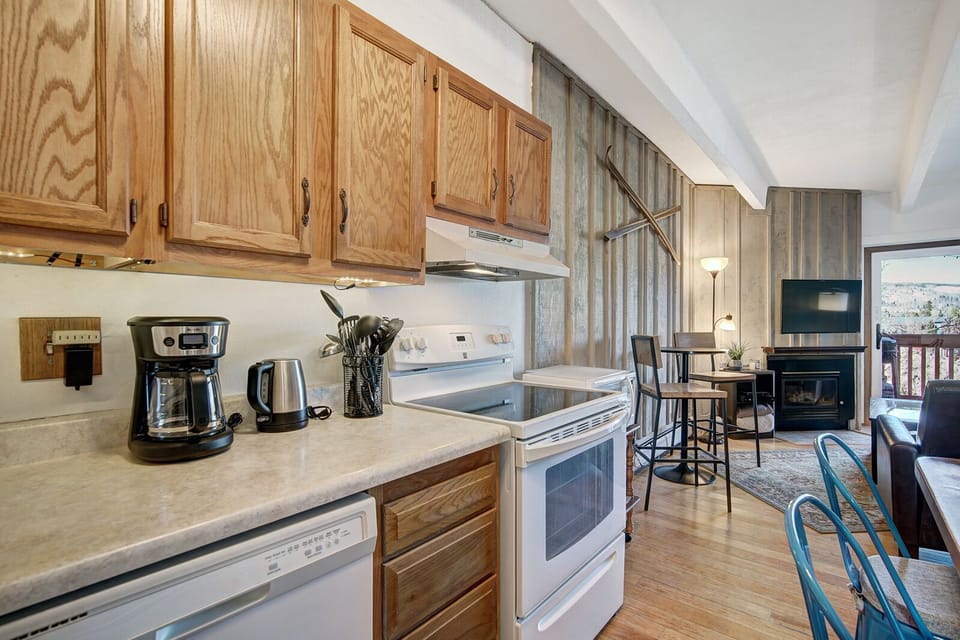 TC304 Kitchen