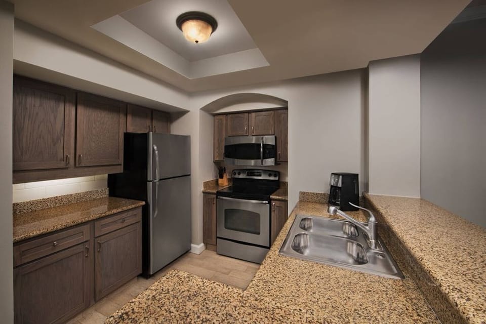 Fully equipped kitchen