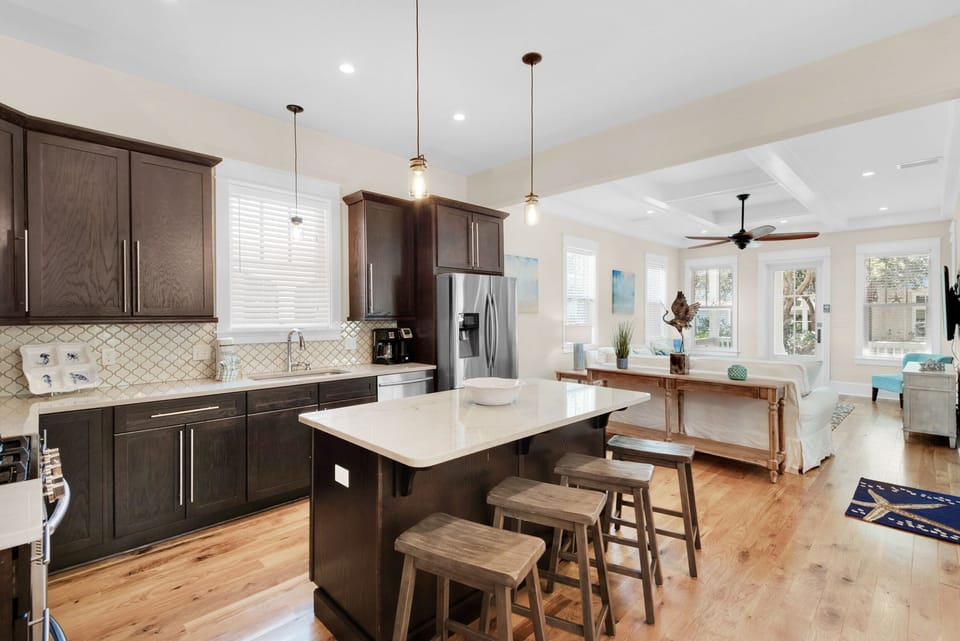 Kitchen has everything your chef will need