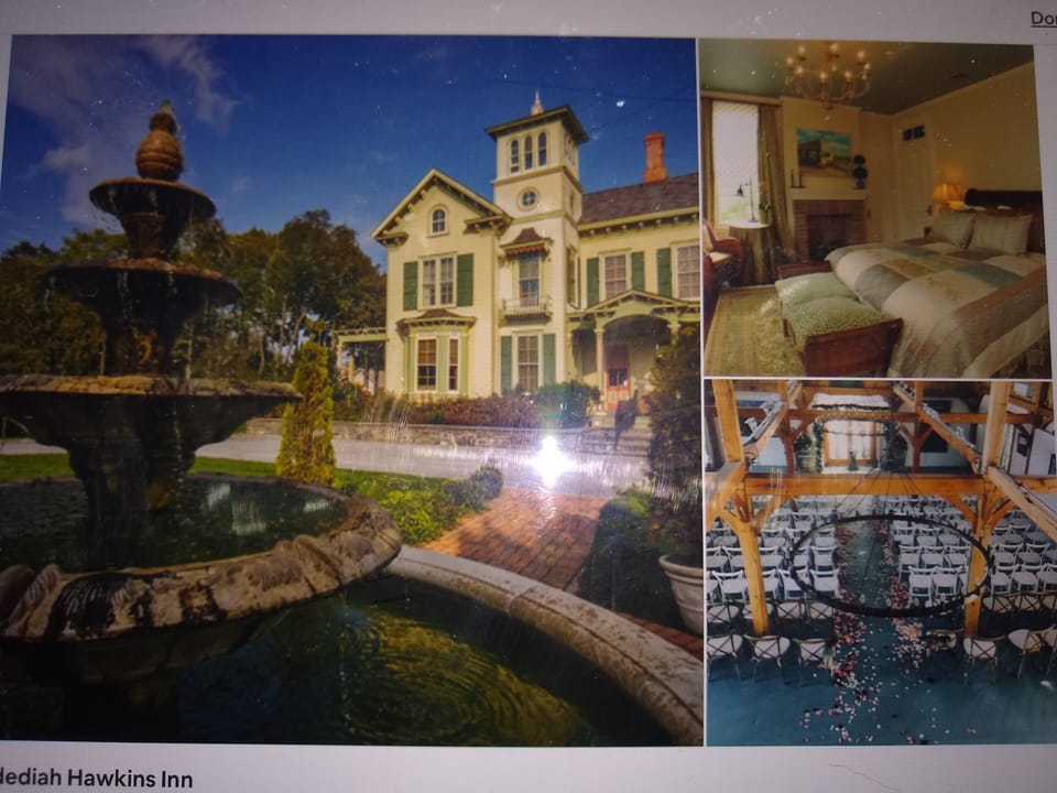 Jedediah Hawkins inn and restaurant. upscale food
Remodeled sea captain's home