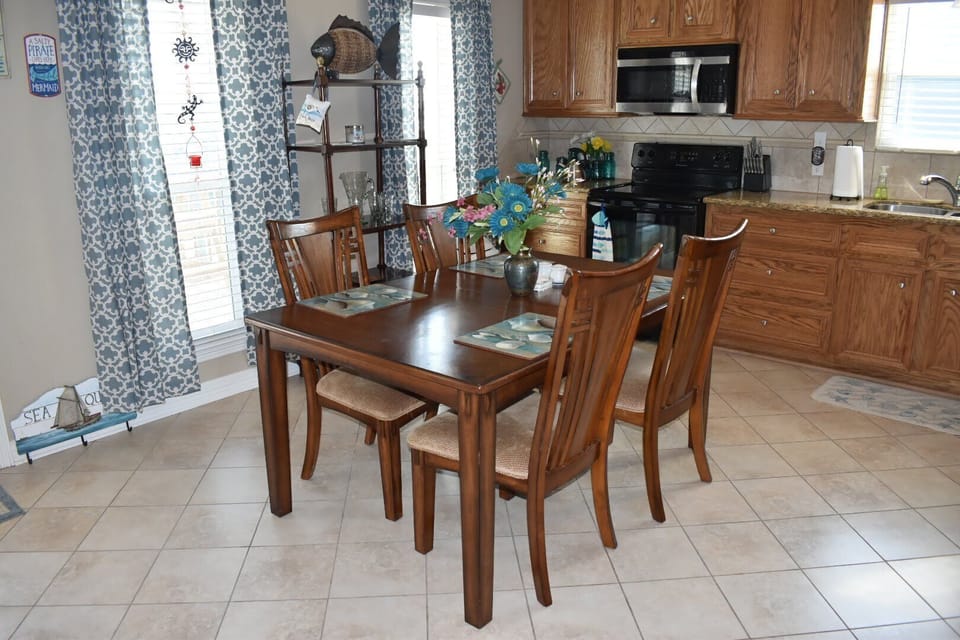 Dining table with seating for 6