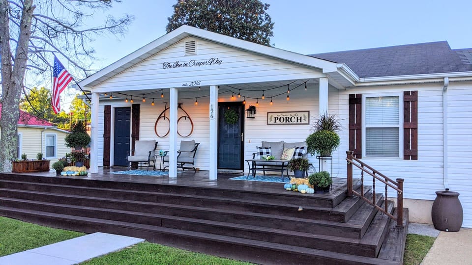 Come join us for some serious porch sittin'!

