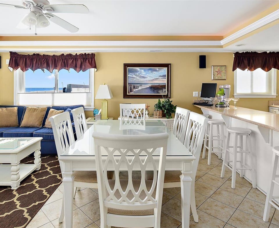 DINING-AREA