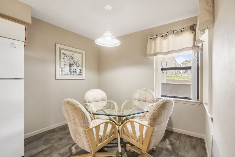 Breakfast Nook