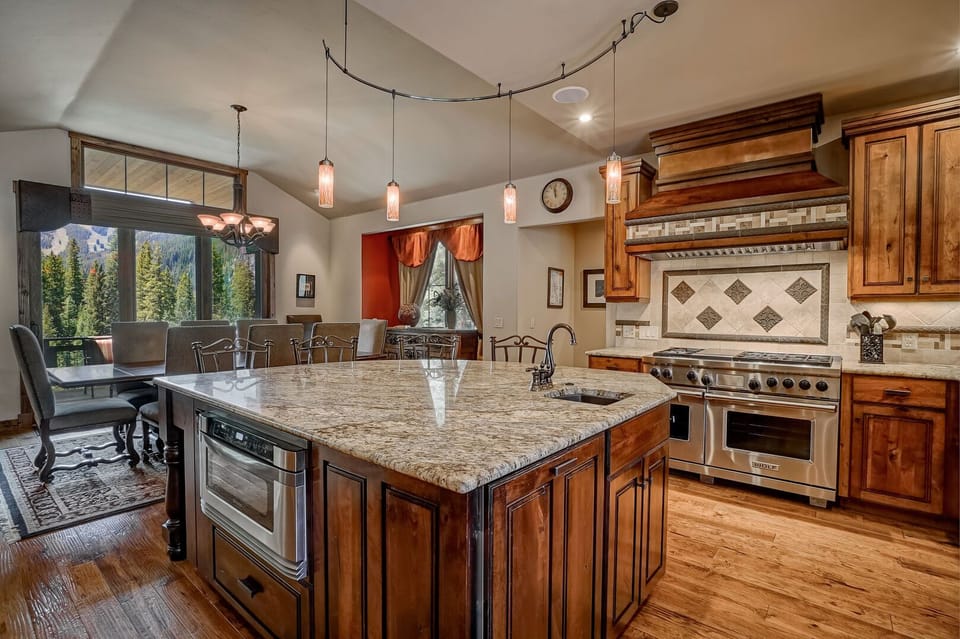 Custom Countertops and Cabinetry