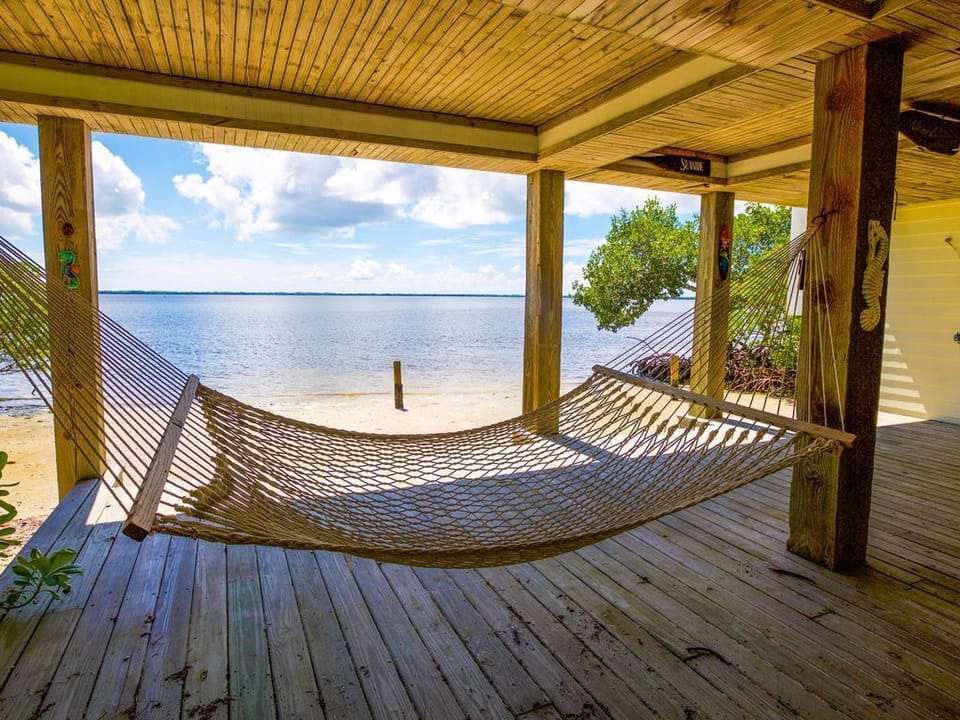 Ocean level deck 