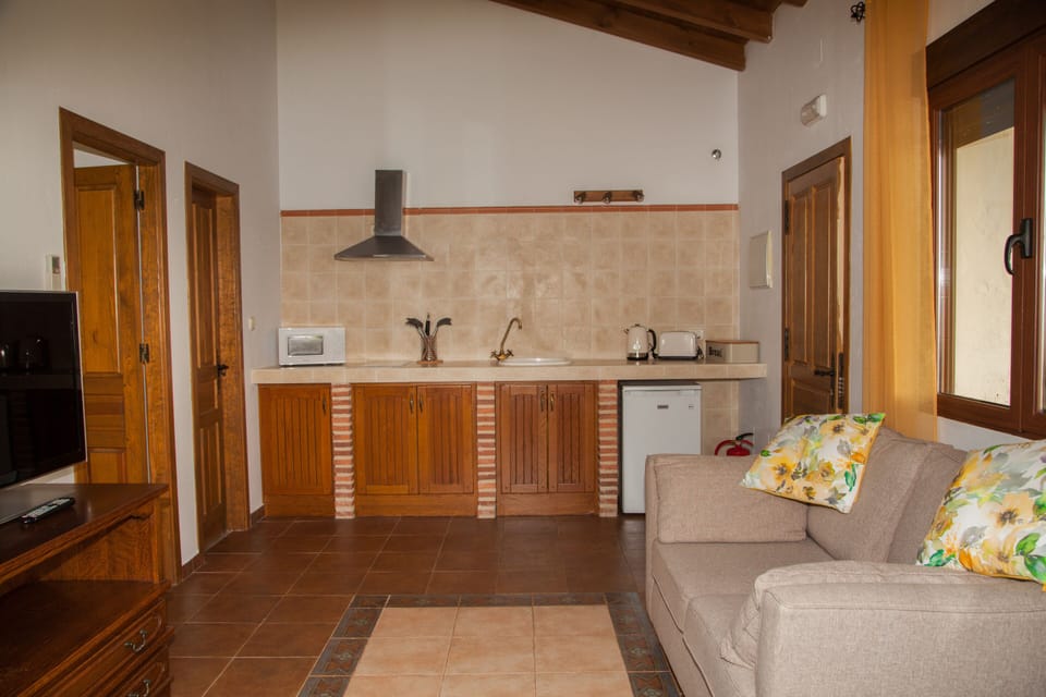 Kitchen / Lounge -Abejaruco