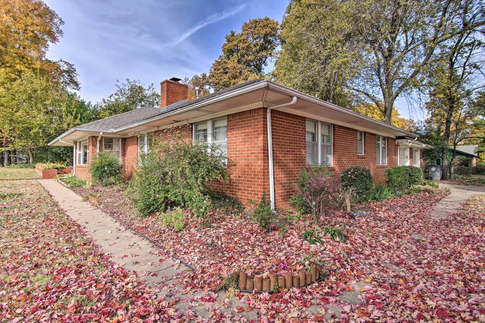 Home Exterior | Large Yard