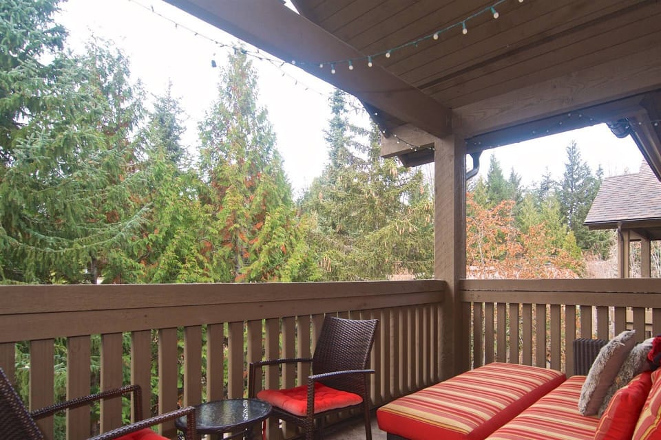 Covered sundeck