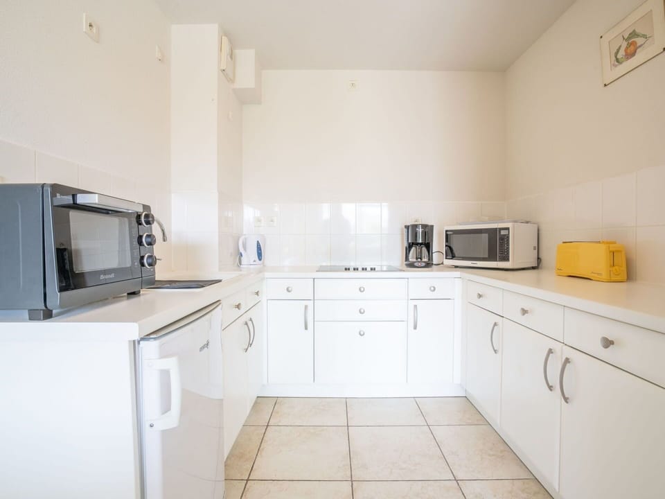 Cabinetry, Countertop, Furniture, Sink, Kitchen, Product, Kitchen Sink, Building, Lighting, Kitchen Stove