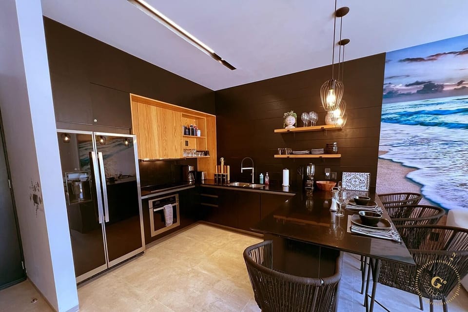 Modern and well-appointed kitchen