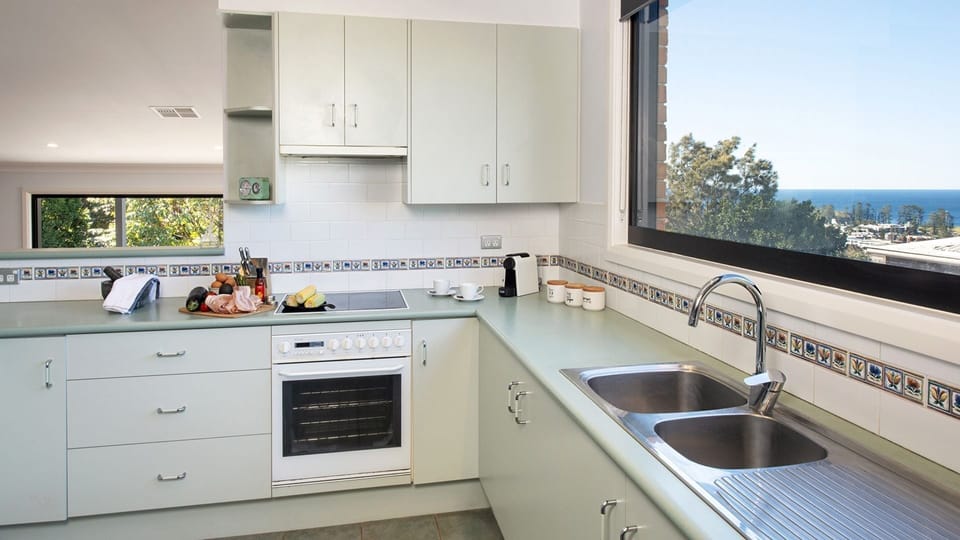 Blue Horizons on Belvedere I Fully equipped Kitchen 