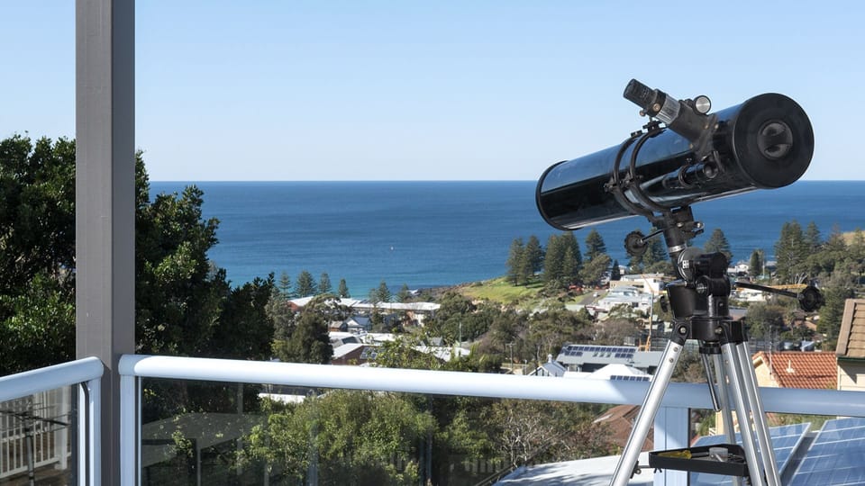 Blue Horizons on Belvedere I Coastal views I  